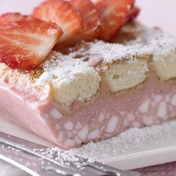Erdbeer-Frischkäse-Schnitten