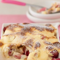 Rhabarber-Erdbeer-Auflauf