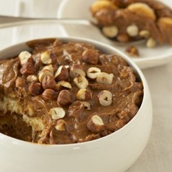 Nougat-Schichtdessert