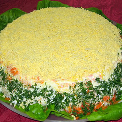 Салат с сёмгой