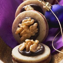 Kissinger mit Walnuss