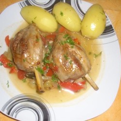 Mini-Haxen auf Biergemüse