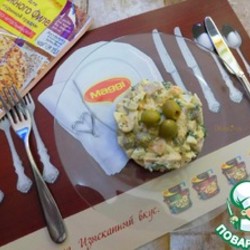 Салат с куриной грудкой и оливками