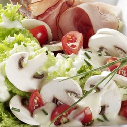 Champignon-Salat mit Schwarzwälder Schinken