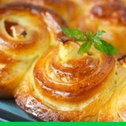 Булочки на кефире с яблоками