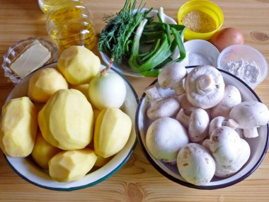 Рецепт - Котлеты из картофельного пюре с зеленым луком и укропом - Шаг 1 - Возьмем по списку необходимые продукты, картофель, лук чистим, моем. Я добавляю в котлеты еще и шампиньоны, 200 граммов.