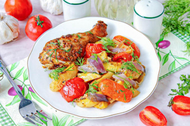 Картошка с куриными ножками на протвине