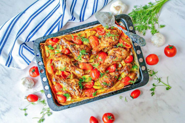 Картошка с куриными ножками на протвине