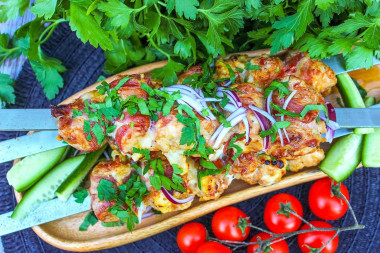 Курица в беконе на мангале