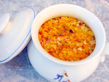 Плов с куриной грудкой в горшочках в духовке