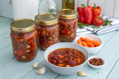 Лобио на зиму с фасолью и овощами