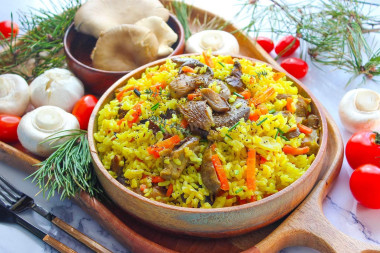 Постный плов с грибами