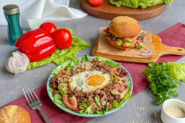 Салат бургер с фаршем