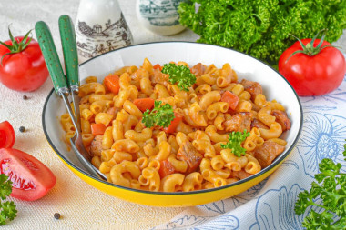 Макароны с мясом в мультиварке