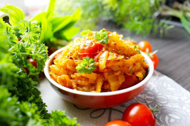 Тушеная пекинская капуста