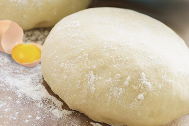 Тесто на воде и масле для пирожков с сухими дрожжами