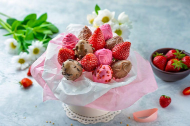 Букет из клубники в шоколаде