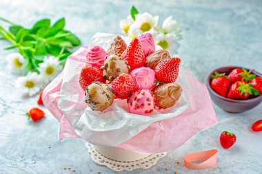 Букет из клубники в шоколаде