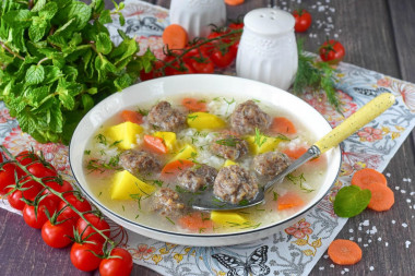 Суп с фрикадельками классический