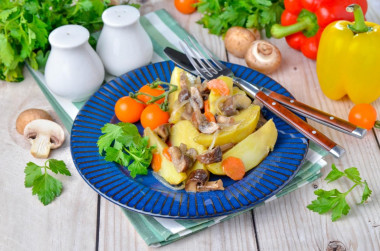 Картошка с грибами в рукаве в духовке