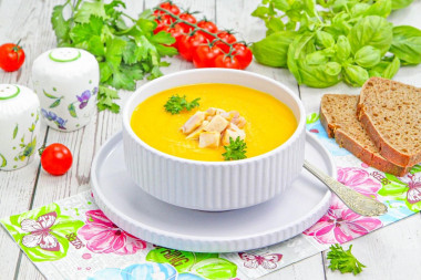 Гороховый суп пюре с копченостями