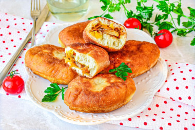 Пирожки из теста на соде и кефире