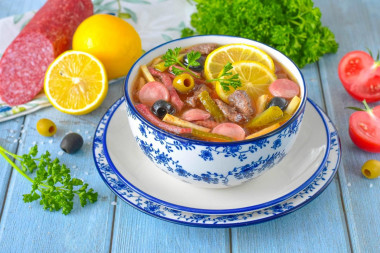 Суп солянка в аэрогриле