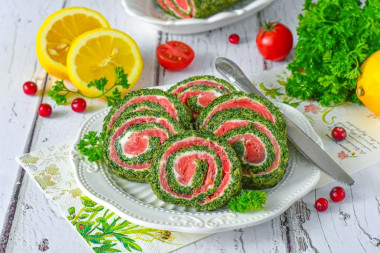 Рулет со шпинатом и красной рыбой на Новый год 2026