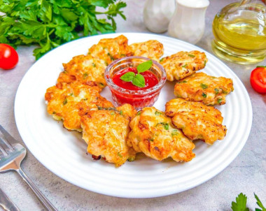Куриные оладьи с майонезом