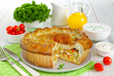 Пирог с курицей и картошкой из дрожжевого теста