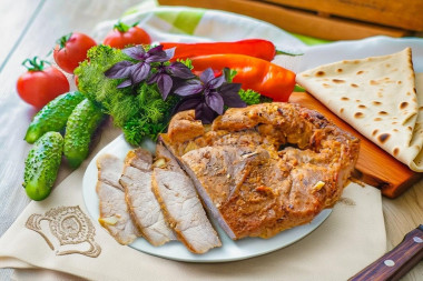 Домашняя пастрома из свинины