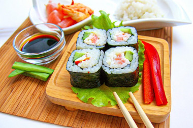 Роллы с креветками домашние