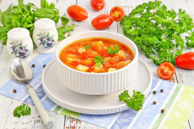 Томатный суп с курицей