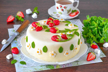 Торт с клубничным кремом