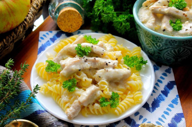 Бефстроганов из свинины со сливками