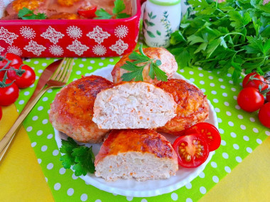 Тефтели в аэрогриле в сметанно томатном соусе