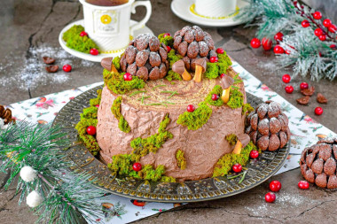 Торт Пенек с шишками