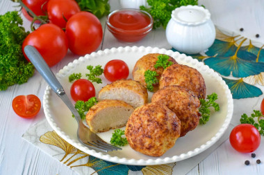 Котлеты из индейки в аэрогриле