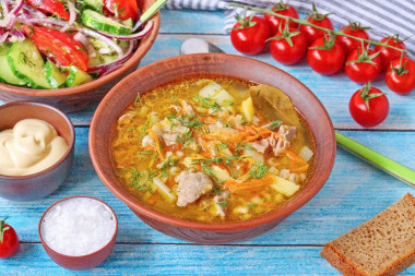 Суп с перловкой и картошкой