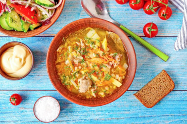 Суп с перловкой и картошкой