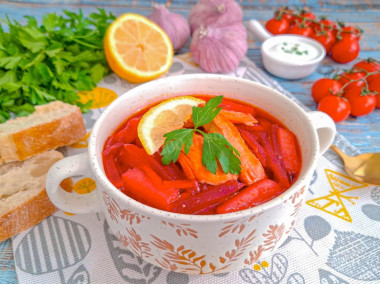 Борщ со свеклой и курицей