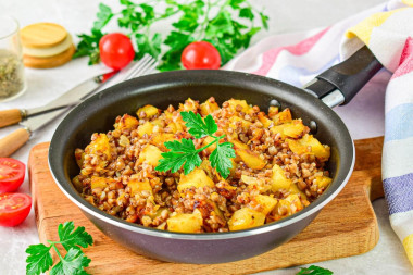 Гречка с картошкой