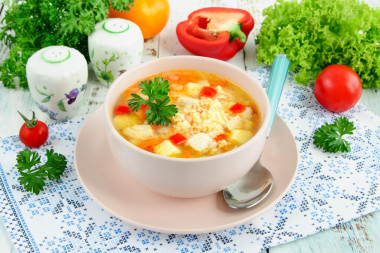 Пшенный суп с курицей