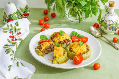 Кабачки кольцами в духовке с фаршем