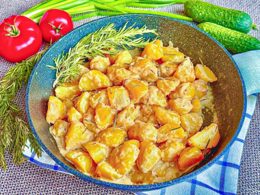 Картошка в сметане с чесноком