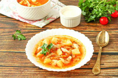 Щи из квашеной капусты с курицей