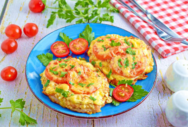 Отбивные с помидором и сыром из свинины в духовке