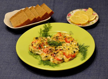 Филе тилапии с сыром и луком в духовке