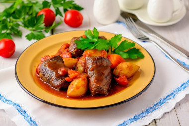 Мясные рулетики с сыром