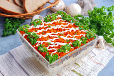 Салат Лисья шубка с селедкой и грибами